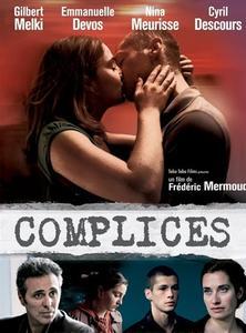 COMPLICES