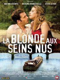 LA BLONDE AUX SEINS NUS